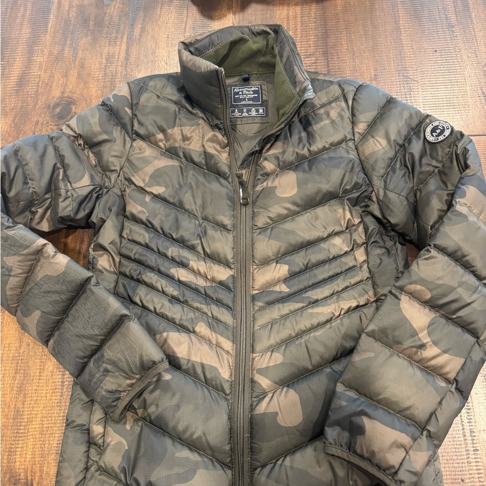 Abercrombie & Fitch Green Camouflage Jacket~Like new~Size Small